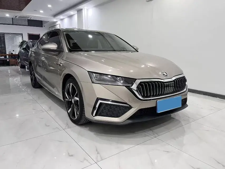 2022 SKODA OCTAVIA thumbnail 3