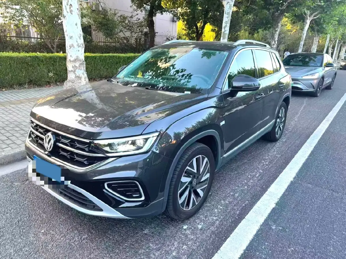 2025 Volkswagen Tayron 2.0T 186HP L4 7DCT