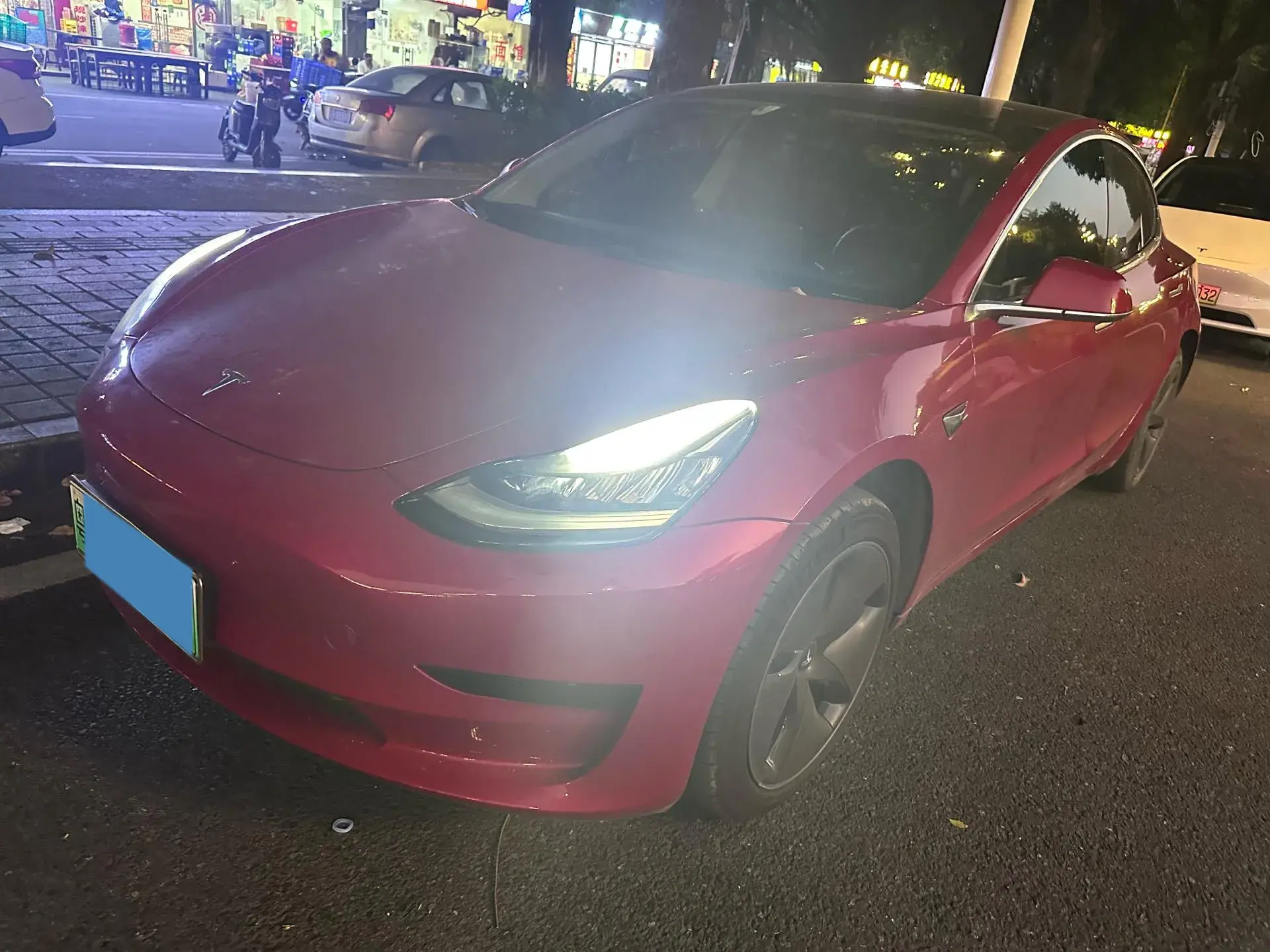2019 TESLA MODEL view 1