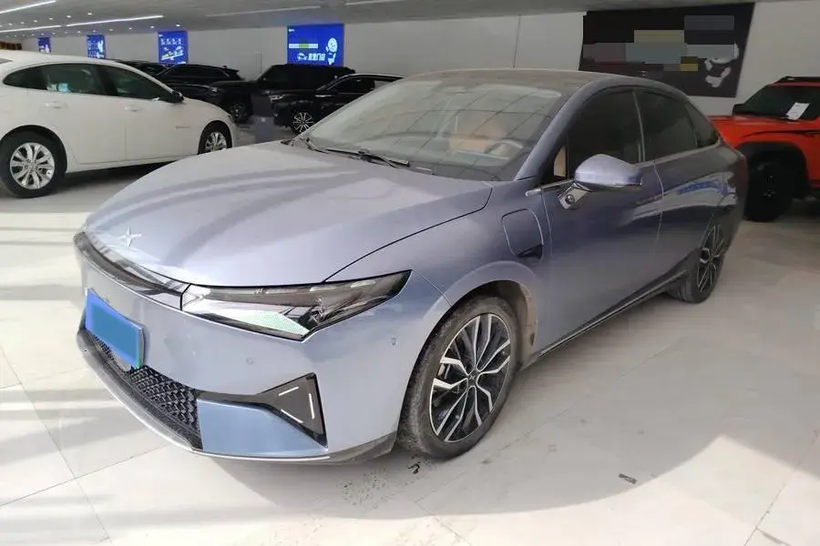 2022 XPENG P5 view 1