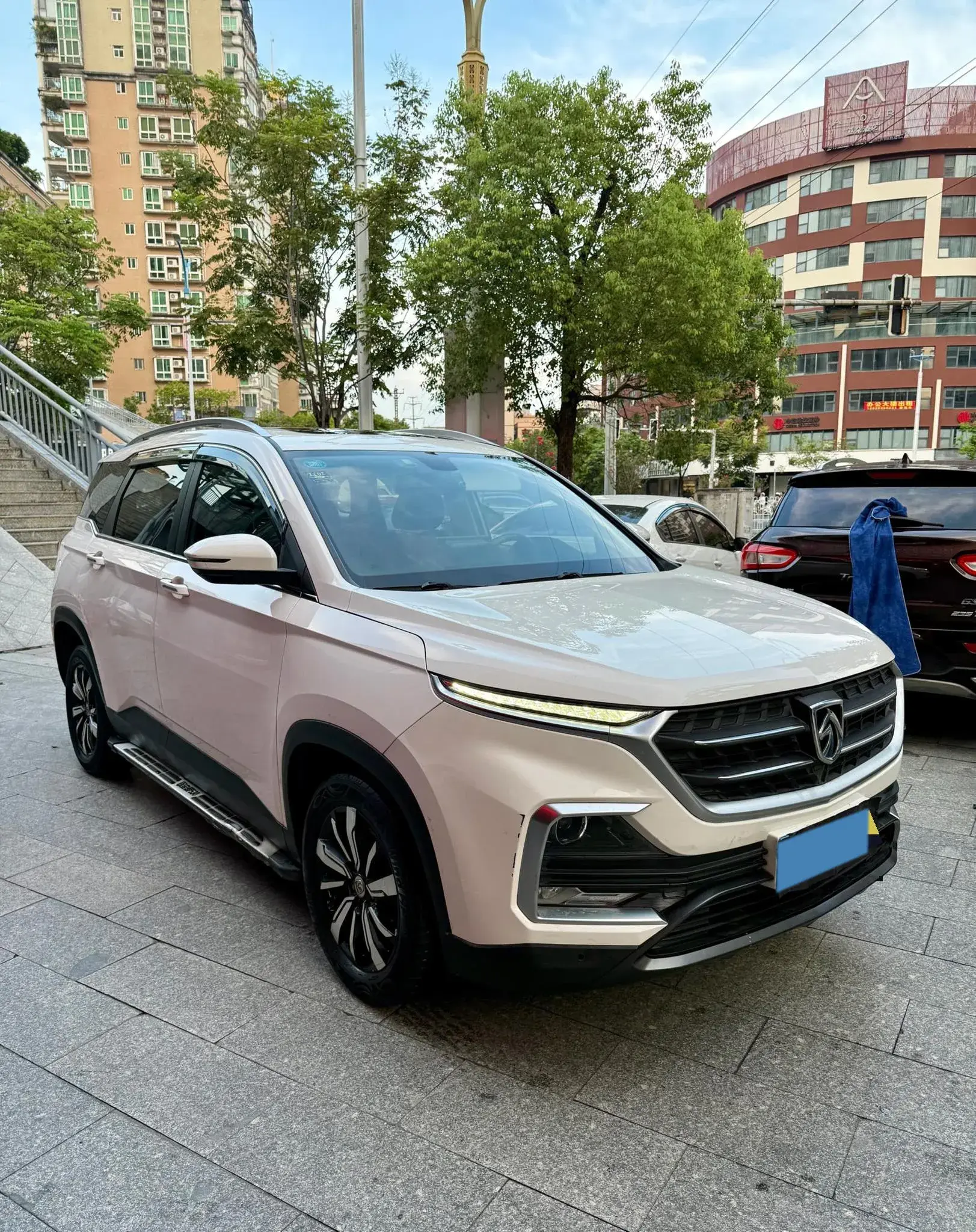2019 BAOJUN 530 thumbnail 3