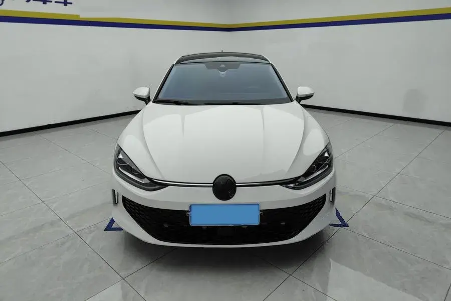 2022 VOLKSWAGEN LAMANDO thumbnail 3