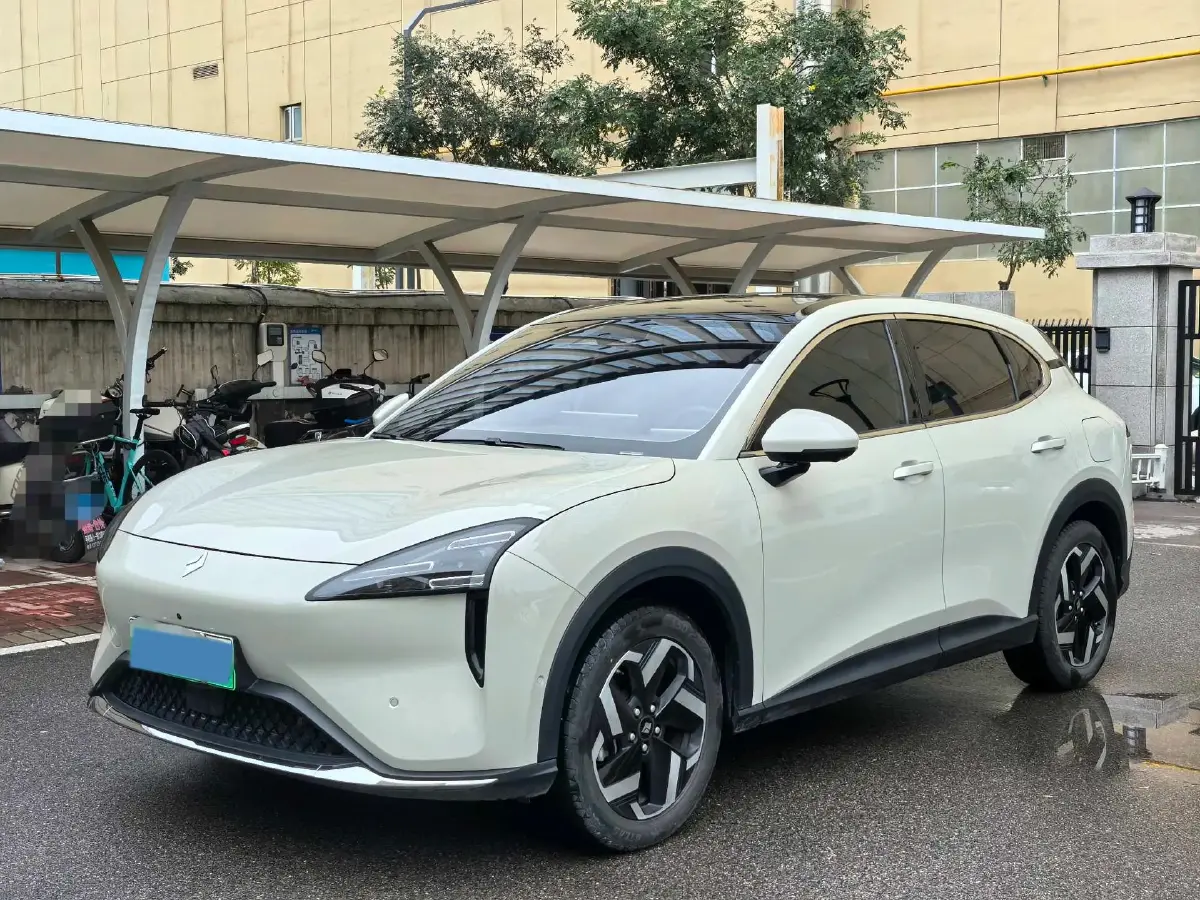 2024 BaoJun Cloud Sea BEV 69.2KWH