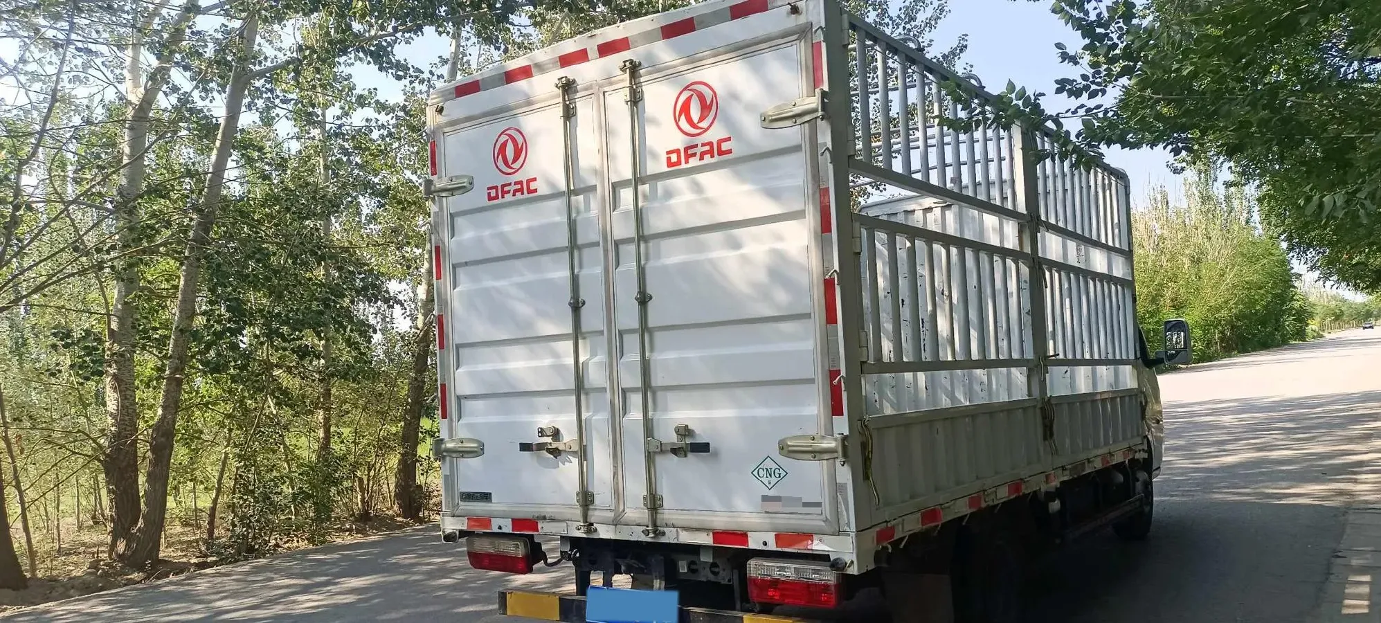 2023 JinBei JinKa S6 1.6L 112HP L4 5MT,autocango,china used car exporter,china ev exporter,chinese used car exporter,chinese used ev exporter