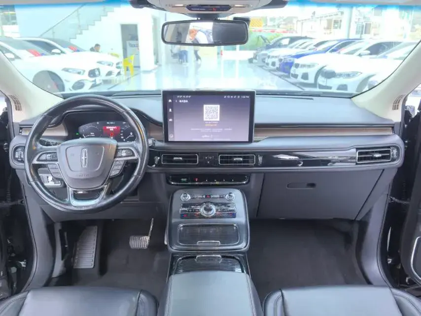 2021 LINCOLN NAUTILUS thumbnail 4