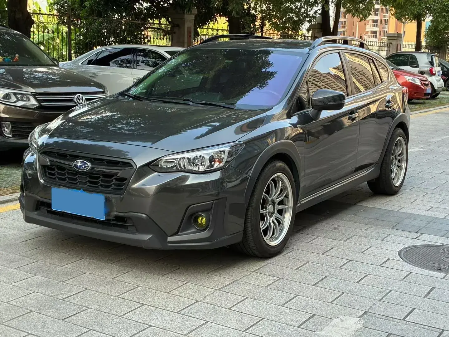 2018 SUBARU XV view 1