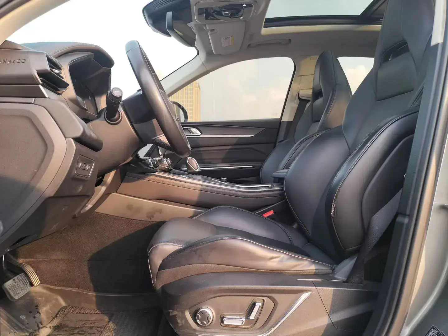 2021 LYNK&CO 01 thumbnail 4