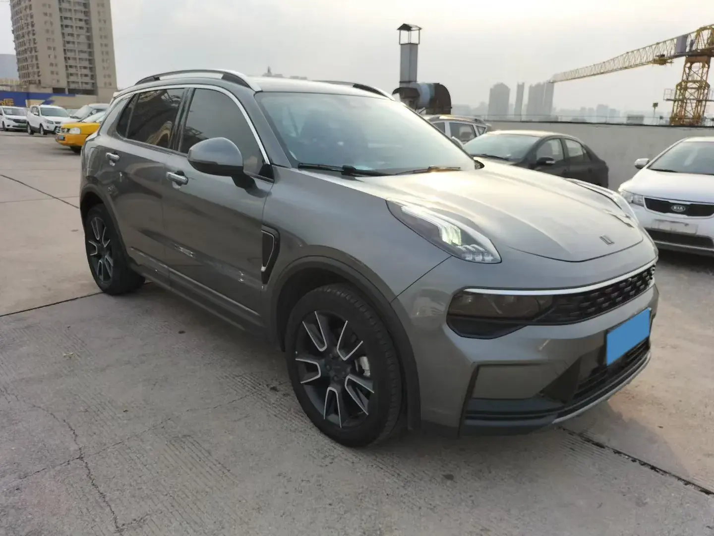 2021 LYNK&CO 01 thumbnail 3