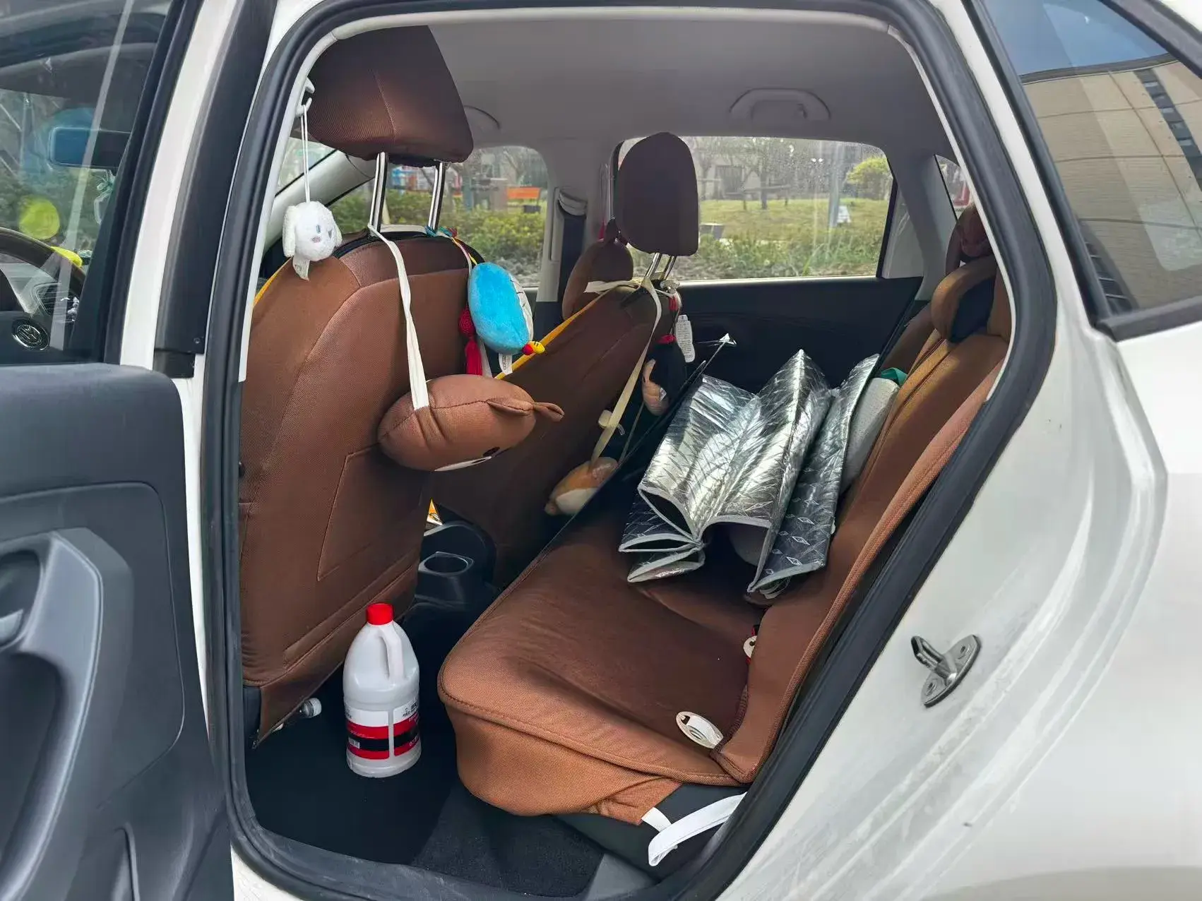 2016 VOLKSWAGEN POLO thumbnail 3