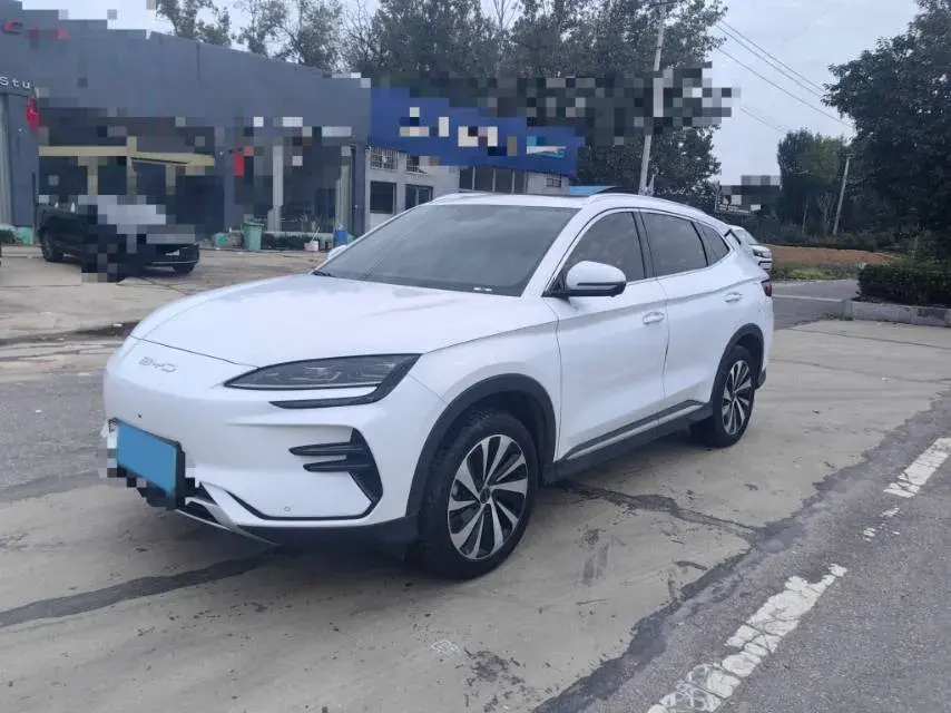 2023 BYD SONG view 1