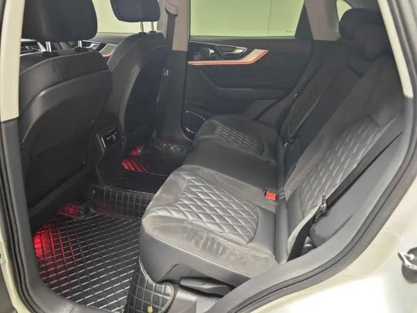 2019 HONGQI HS5 thumbnail 3