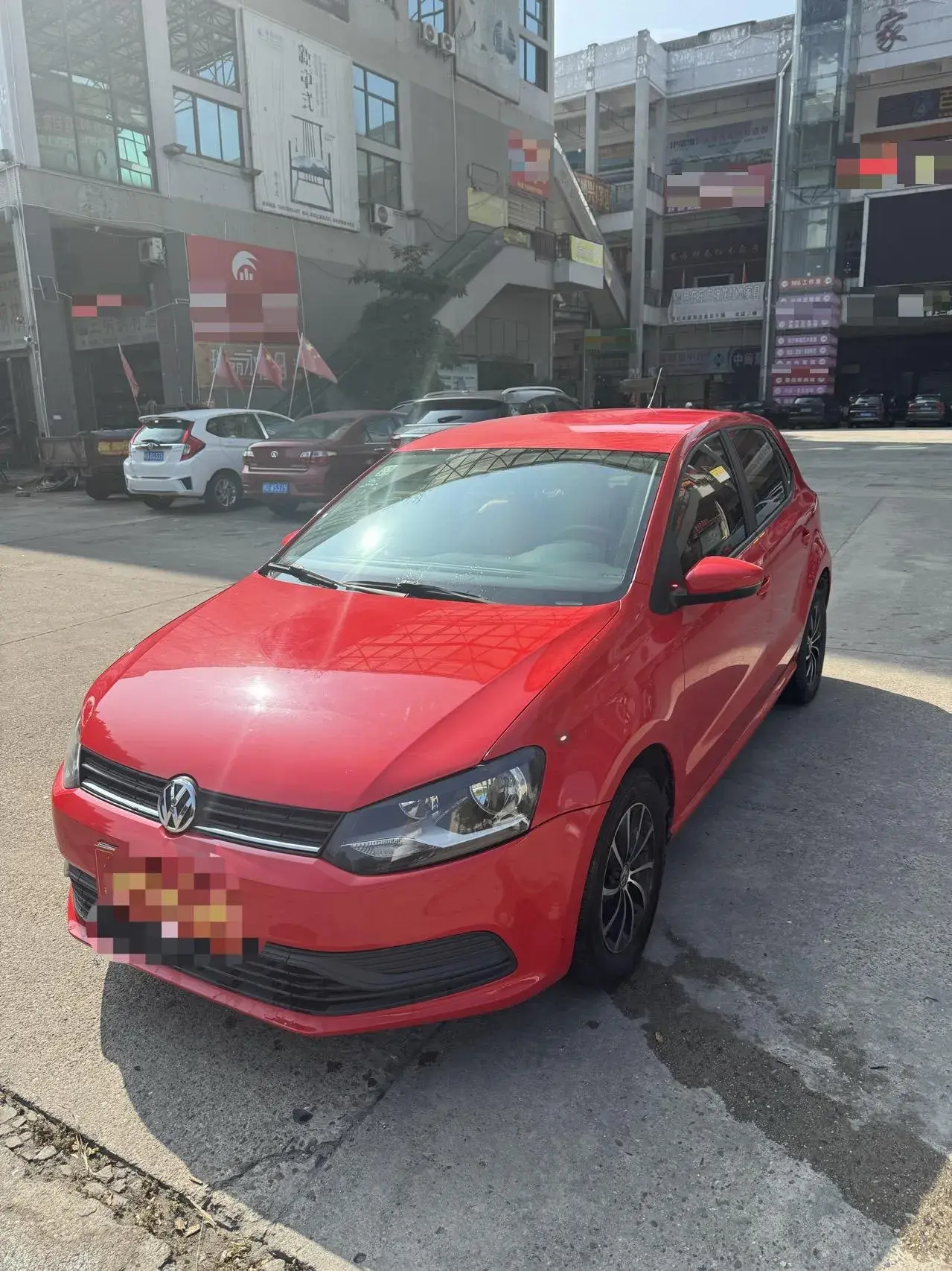 2016 VOLKSWAGEN POLO view 1
