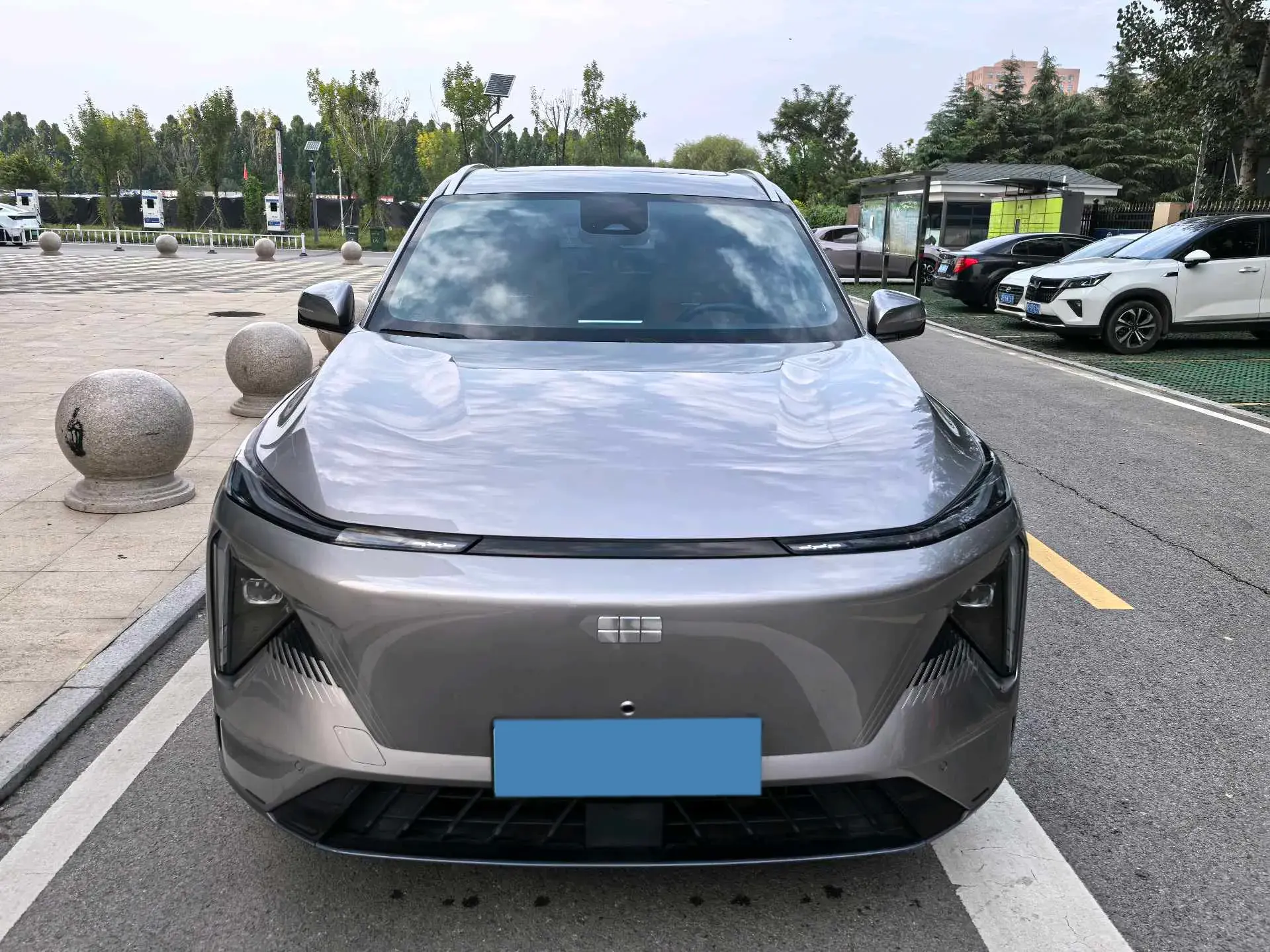 2023 GEELY GALAXY thumbnail 2