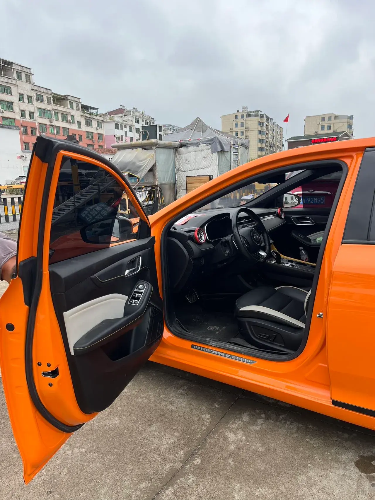 2021 MG MG6 thumbnail 4