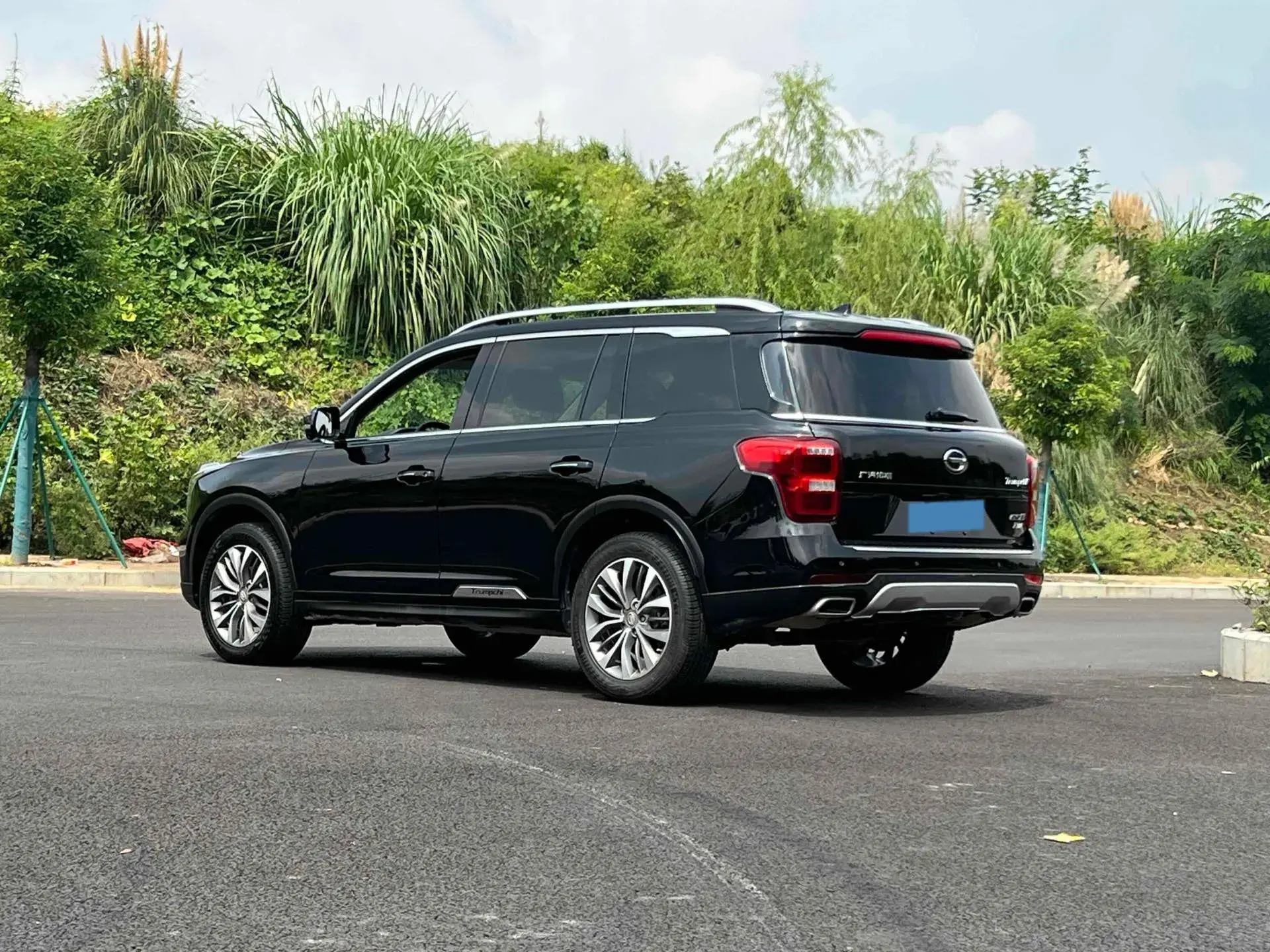 2017 GAC TRUMPCHI thumbnail 4