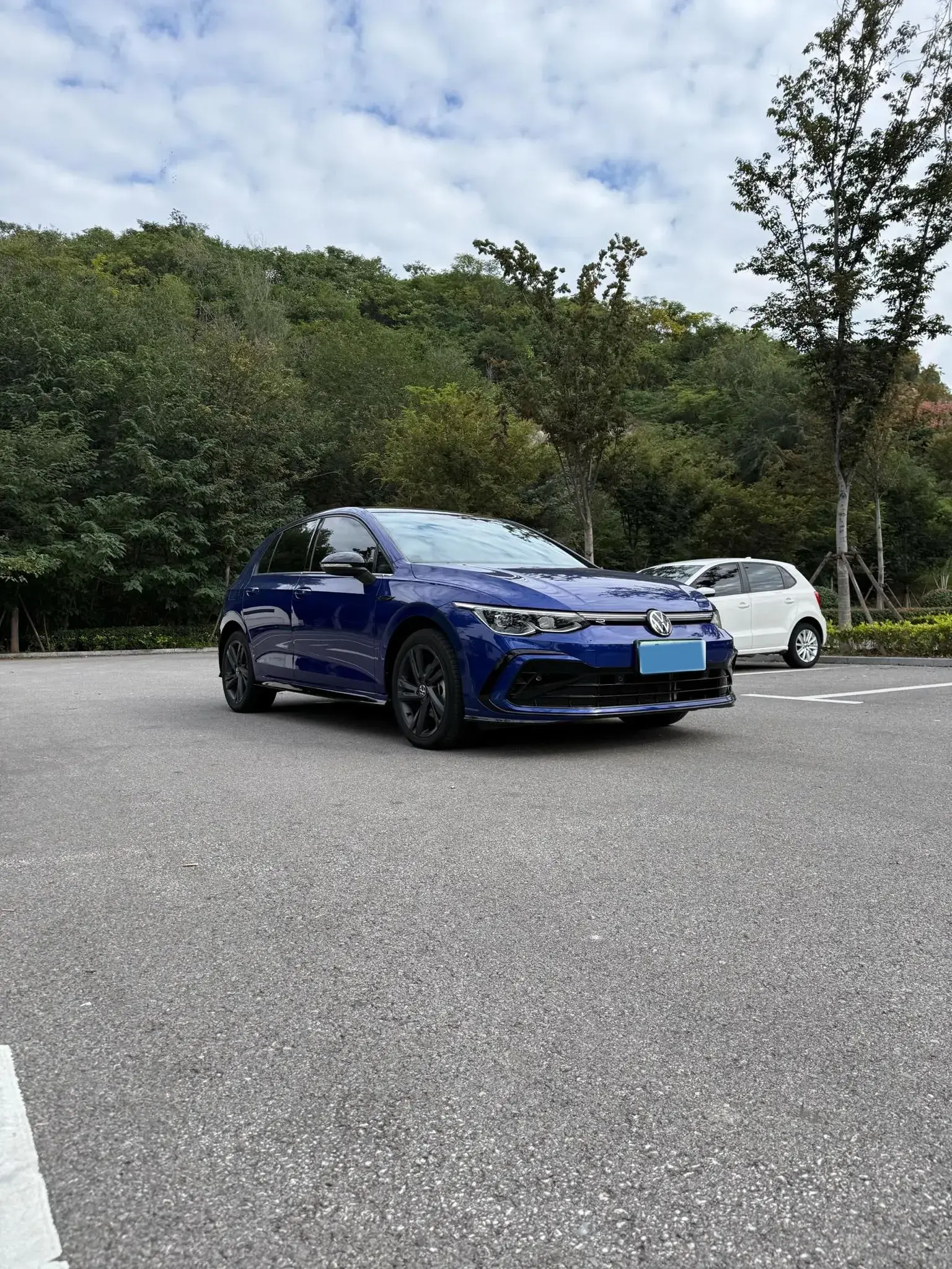 2021 VOLKSWAGEN GOLF thumbnail 2