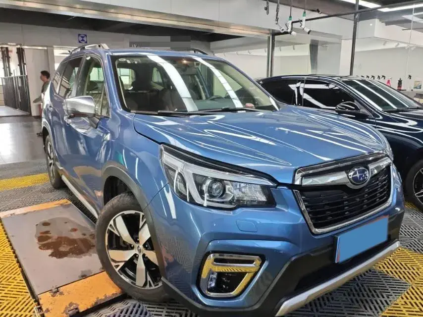 2019 SUBARU FORESTER thumbnail 2