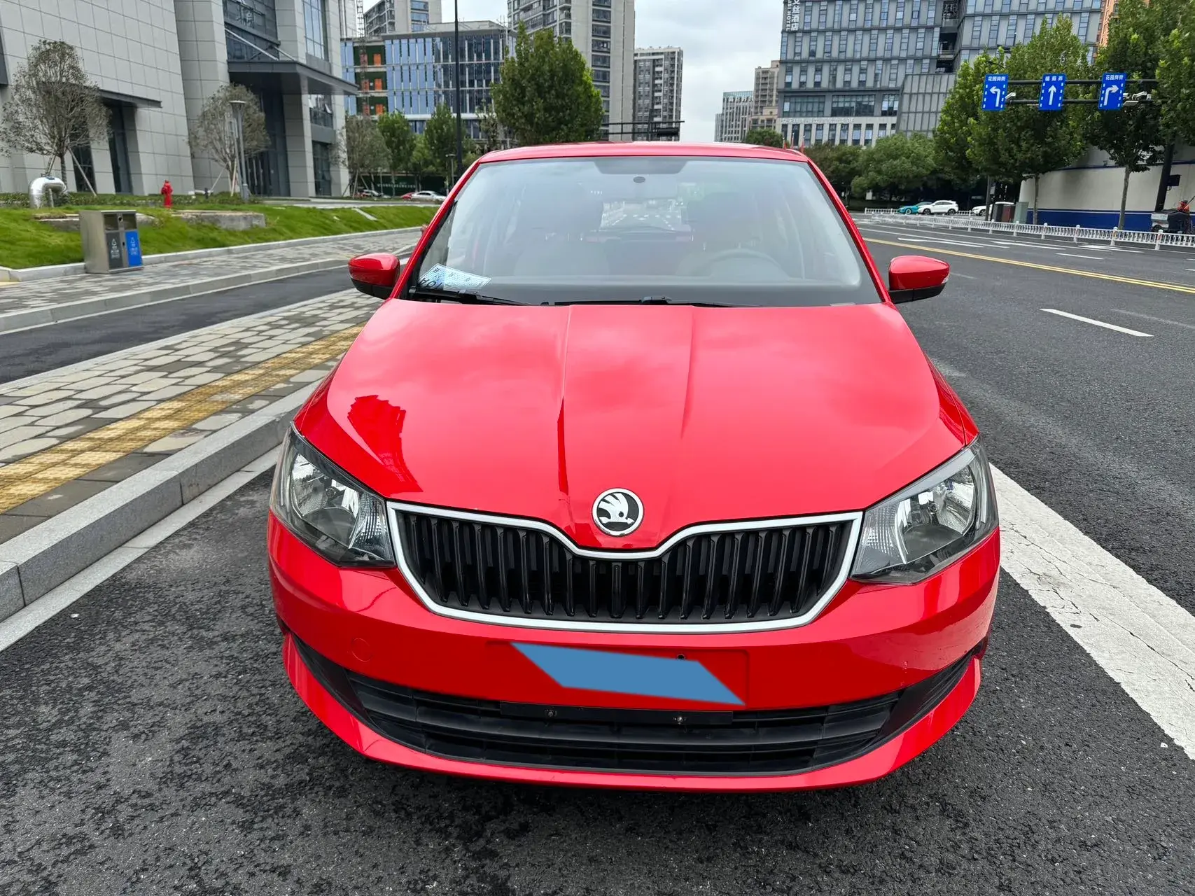 2017 SKODA FABIA thumbnail 2