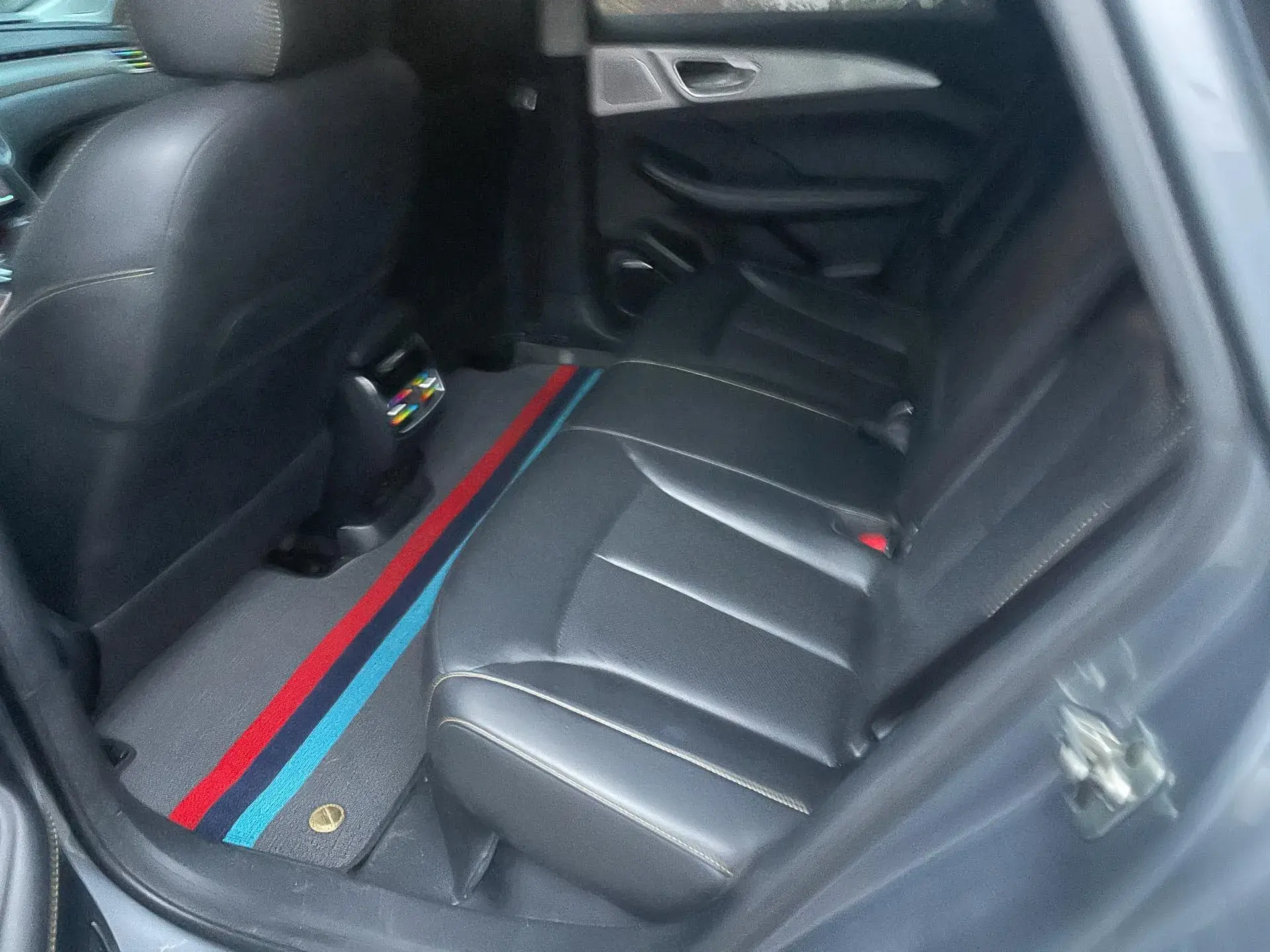 2022 ROEWE I6 thumbnail 3