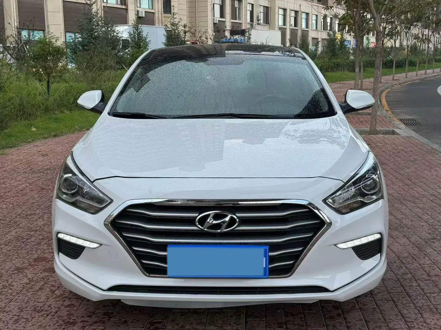 2017 HYUNDAI MISTRA thumbnail 2