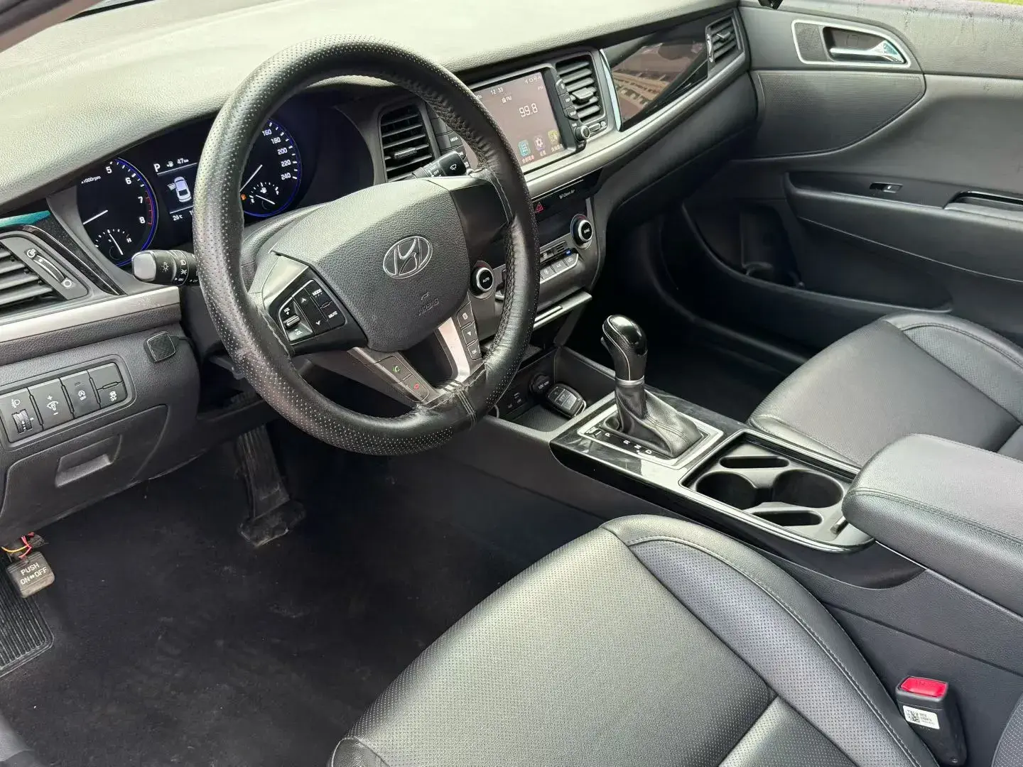 2017 HYUNDAI MISTRA thumbnail 4