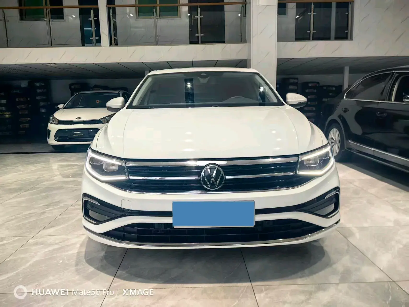 2023 VOLKSWAGEN BORA thumbnail 3