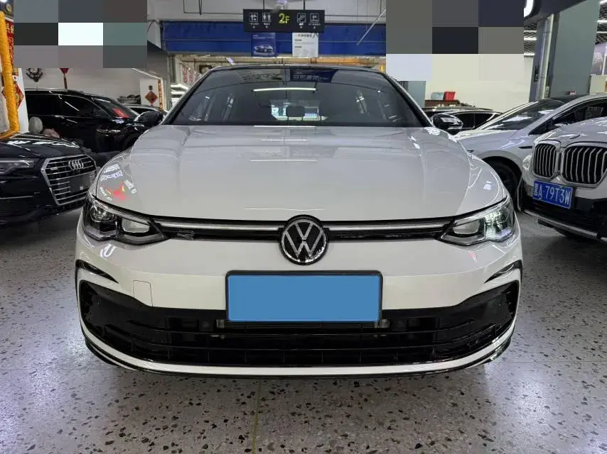 2021 VOLKSWAGEN GOLF thumbnail 2