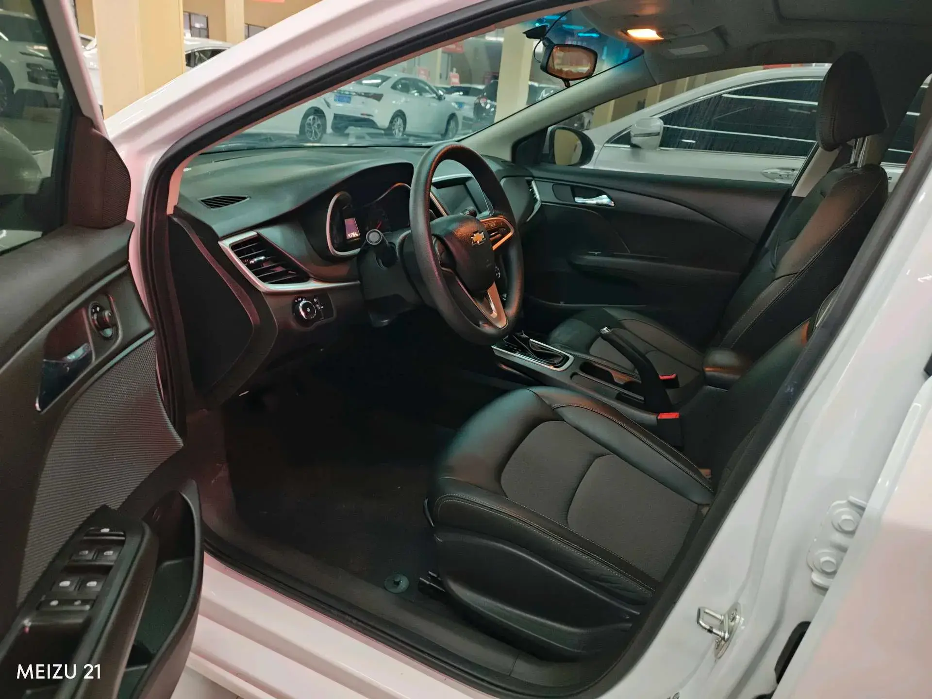 2019 CHEVROLET CAVALIER thumbnail 2