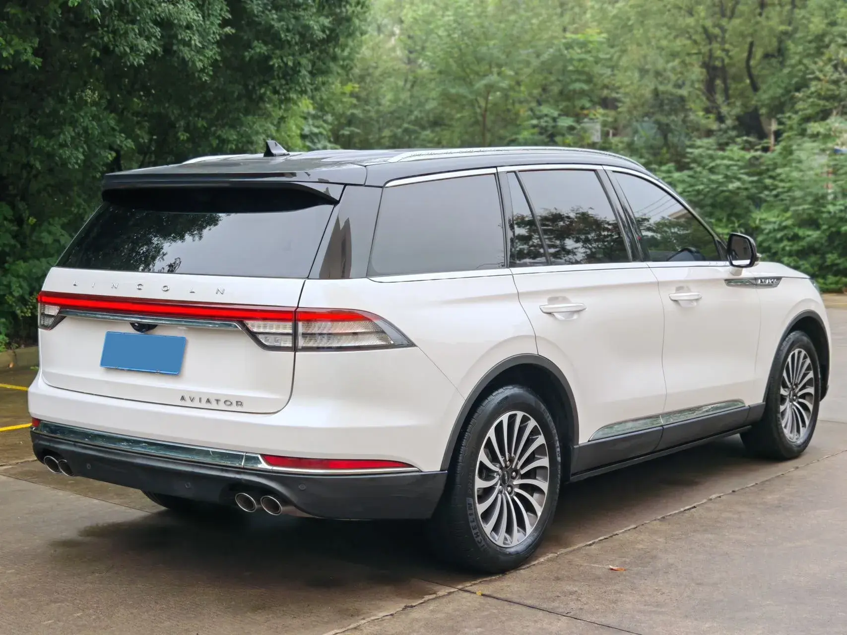 2020 LINCOLN AVIATOR thumbnail 4