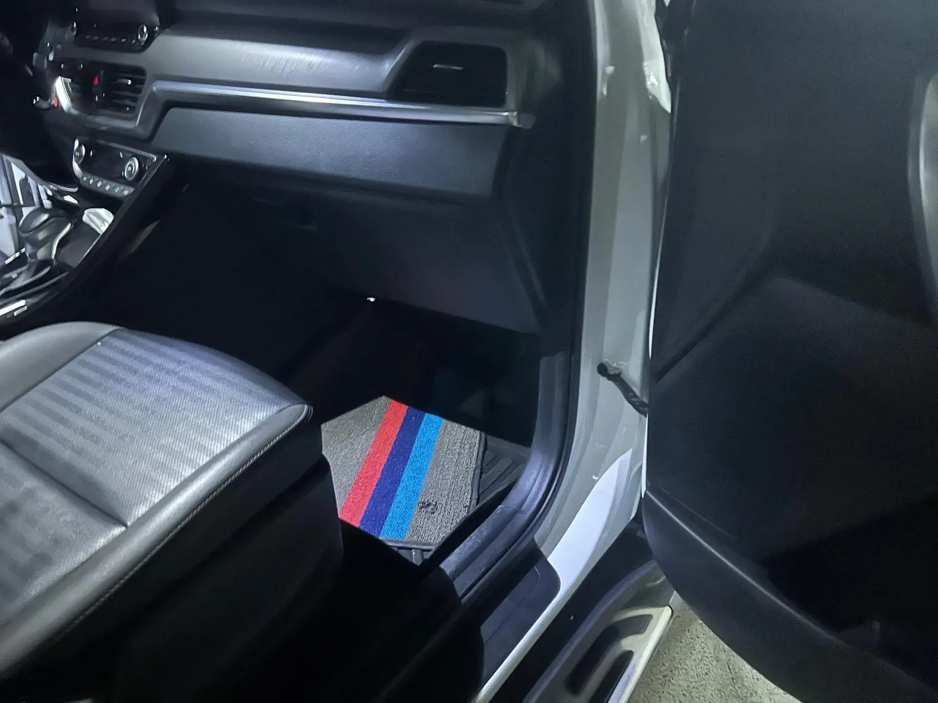 2019 KIA SPORTAGE thumbnail 3