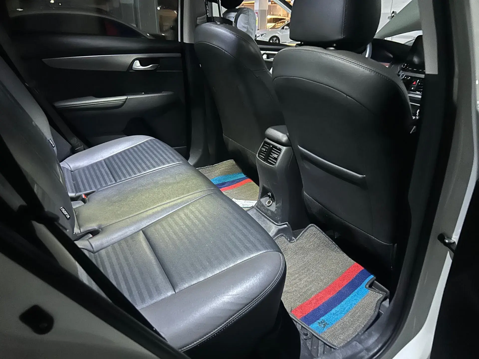 2019 KIA SPORTAGE thumbnail 4