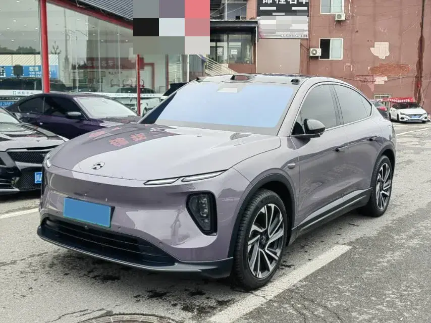 2023 NIO EC6 view 1