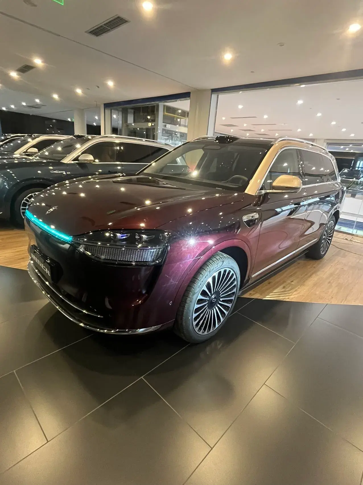 2025 AITO AITO view 1