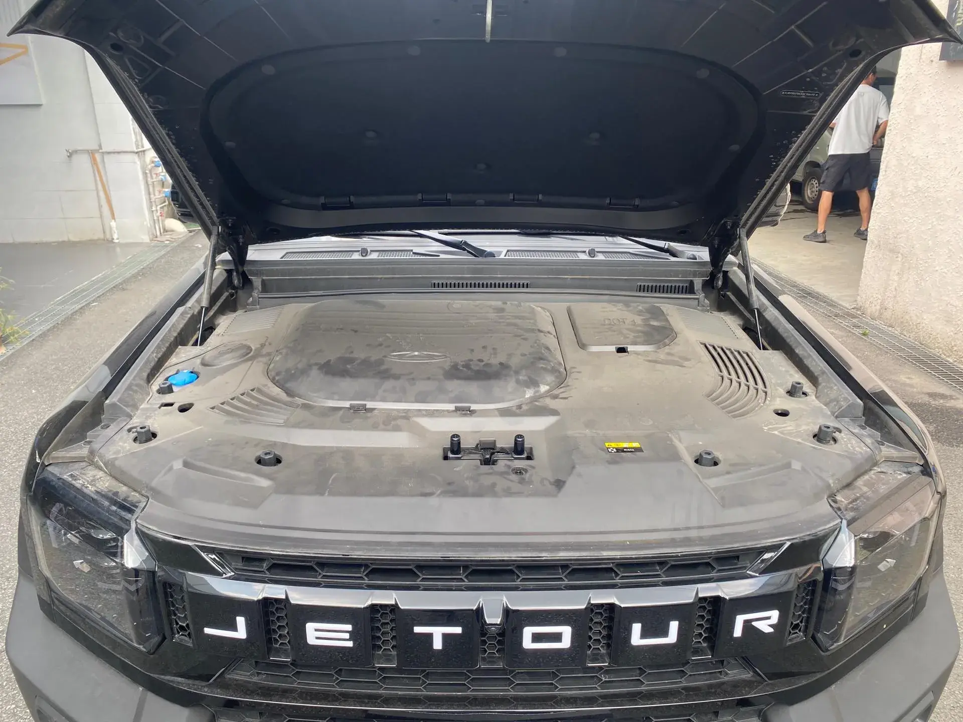 2023 JETOUR TRAVELLER thumbnail 4