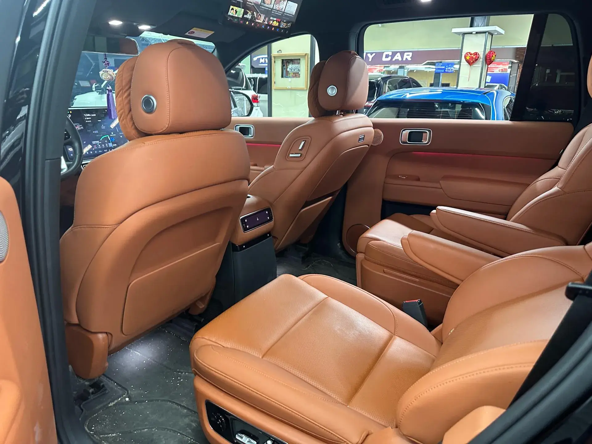 2024 LI L9 thumbnail 4