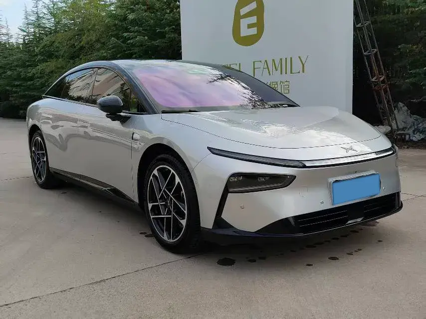 2024 XPENG P7+ thumbnail 3