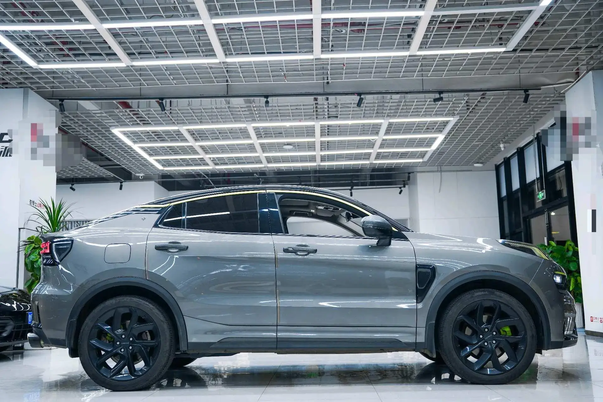 2020 LYNK&CO 05 thumbnail 2