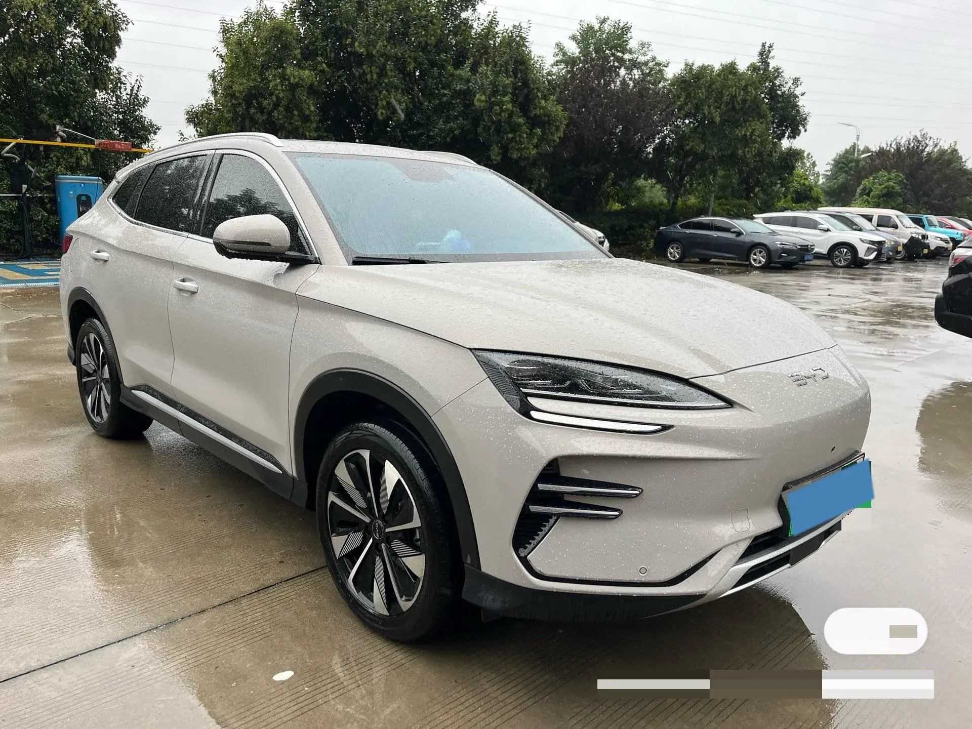 2024 BYD SONG thumbnail 2