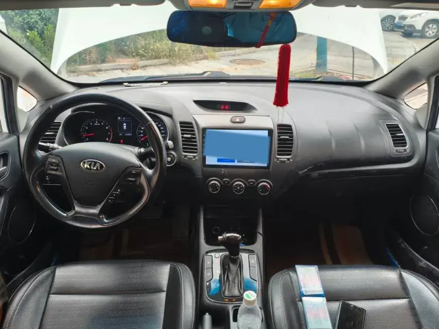 2016 KIA K3 thumbnail 4