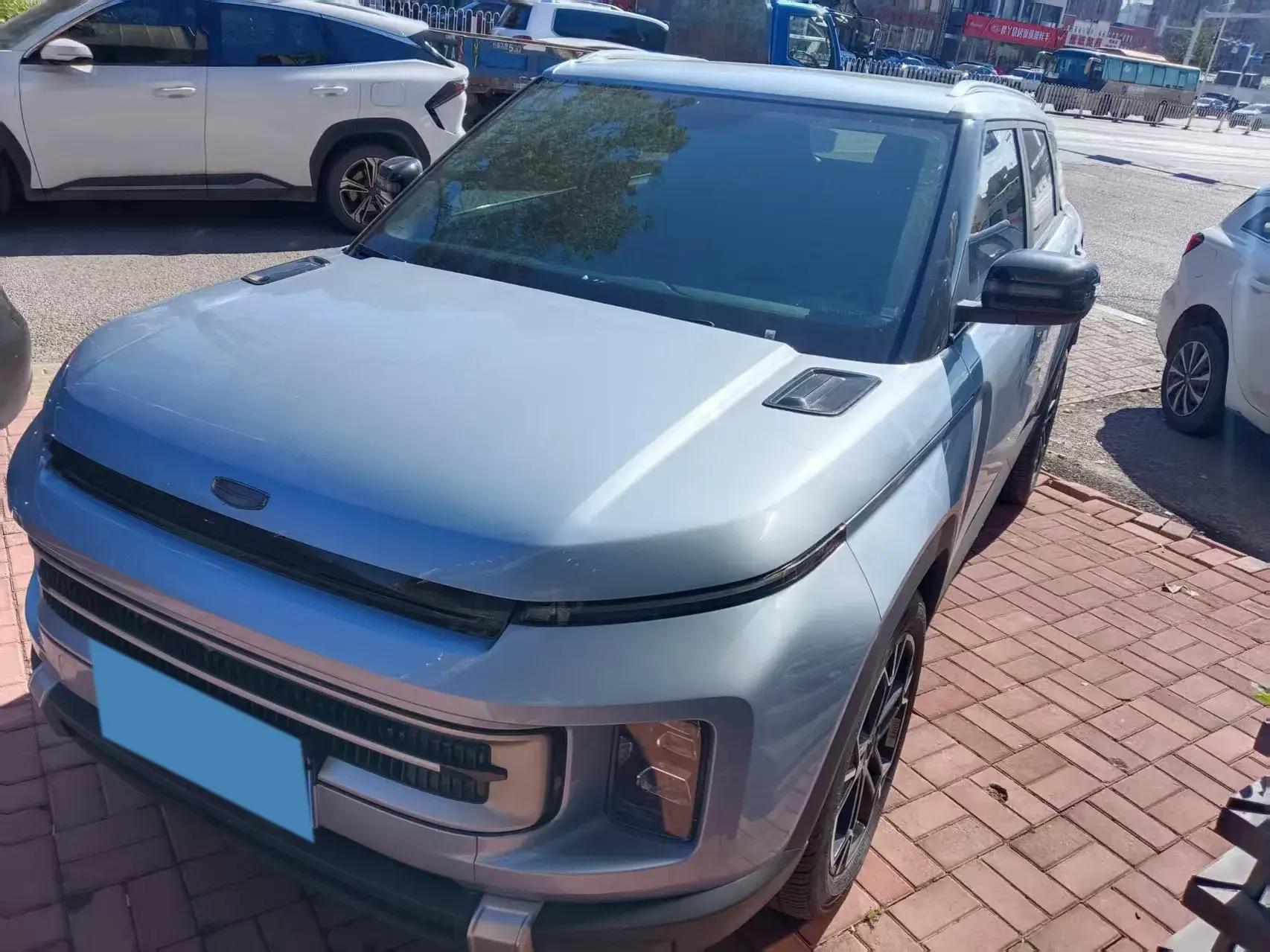 2023 GEELY ICON view 1