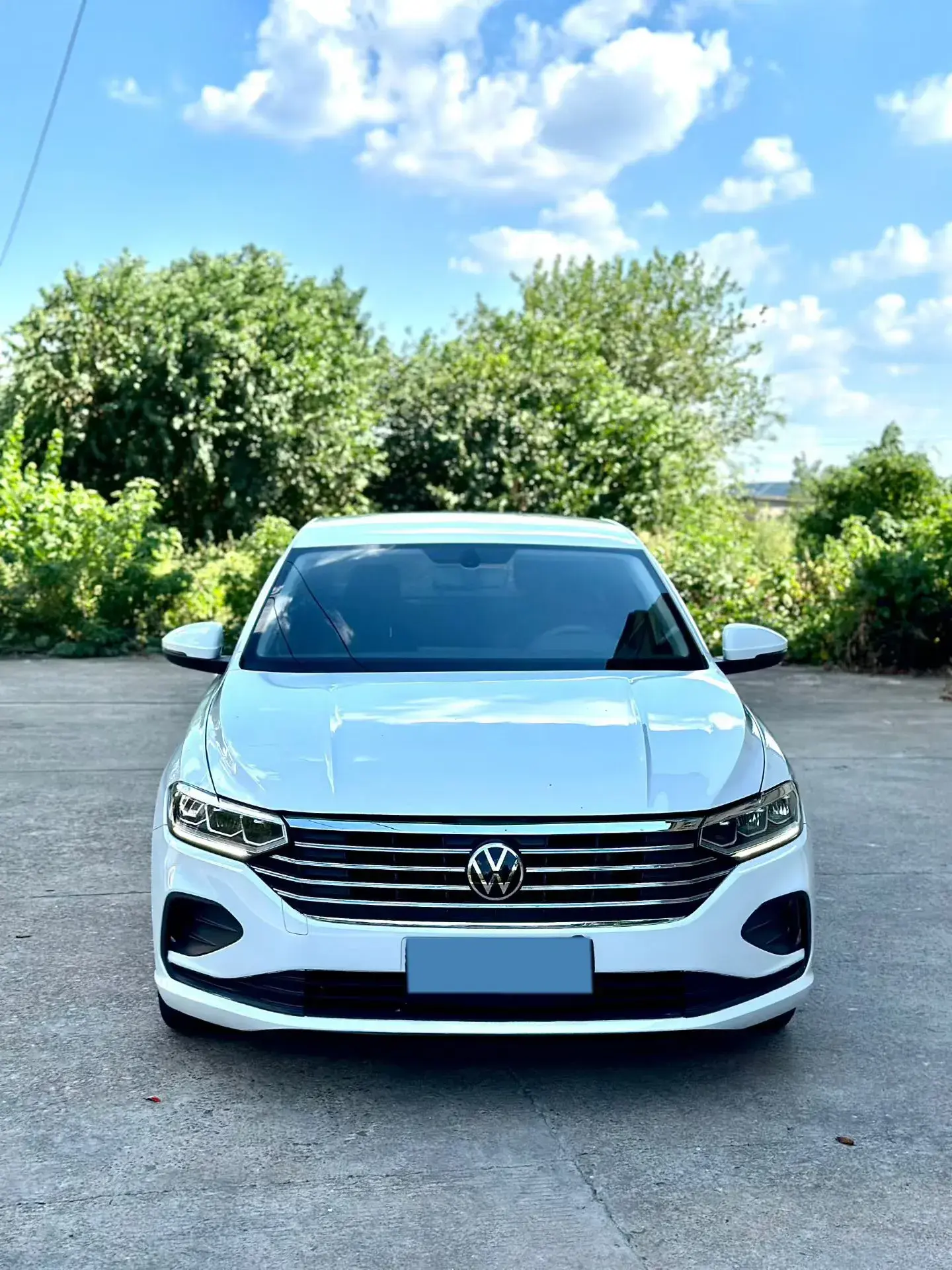 2023 VOLKSWAGEN LAVIDA thumbnail 2