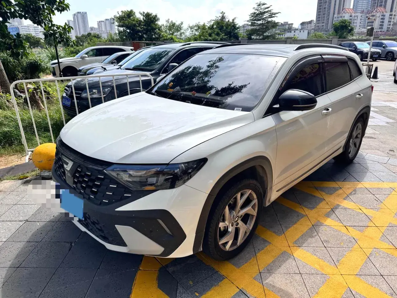 2024 JETTA VS7 view 1