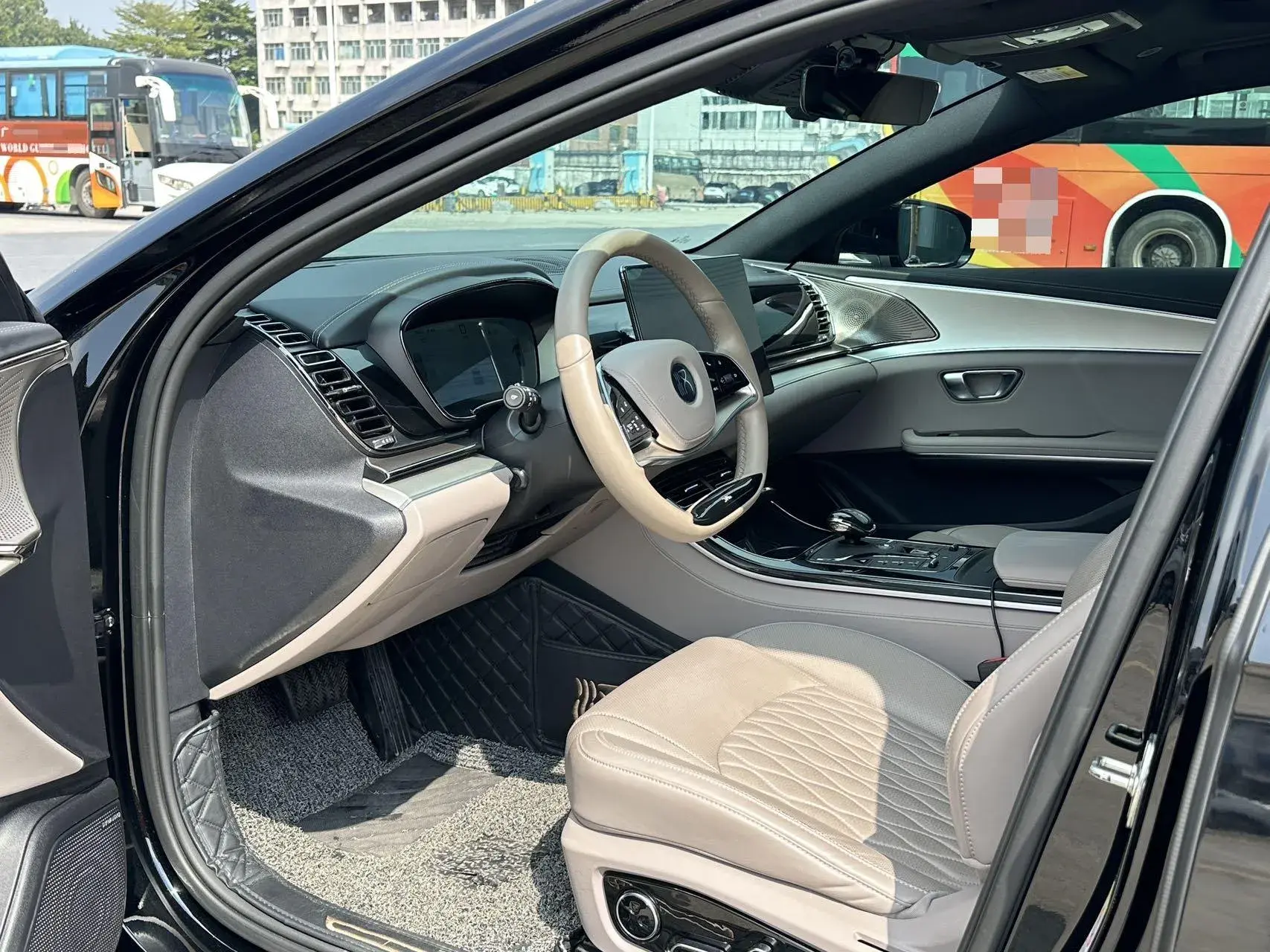 2024 BYD HAN thumbnail 2