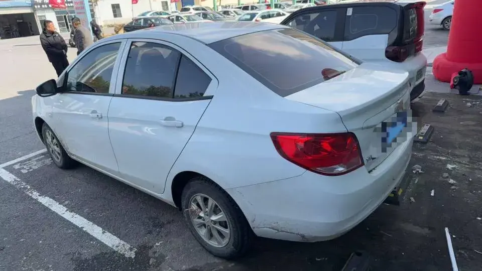 2018 CHEVROLET SAIL thumbnail 4