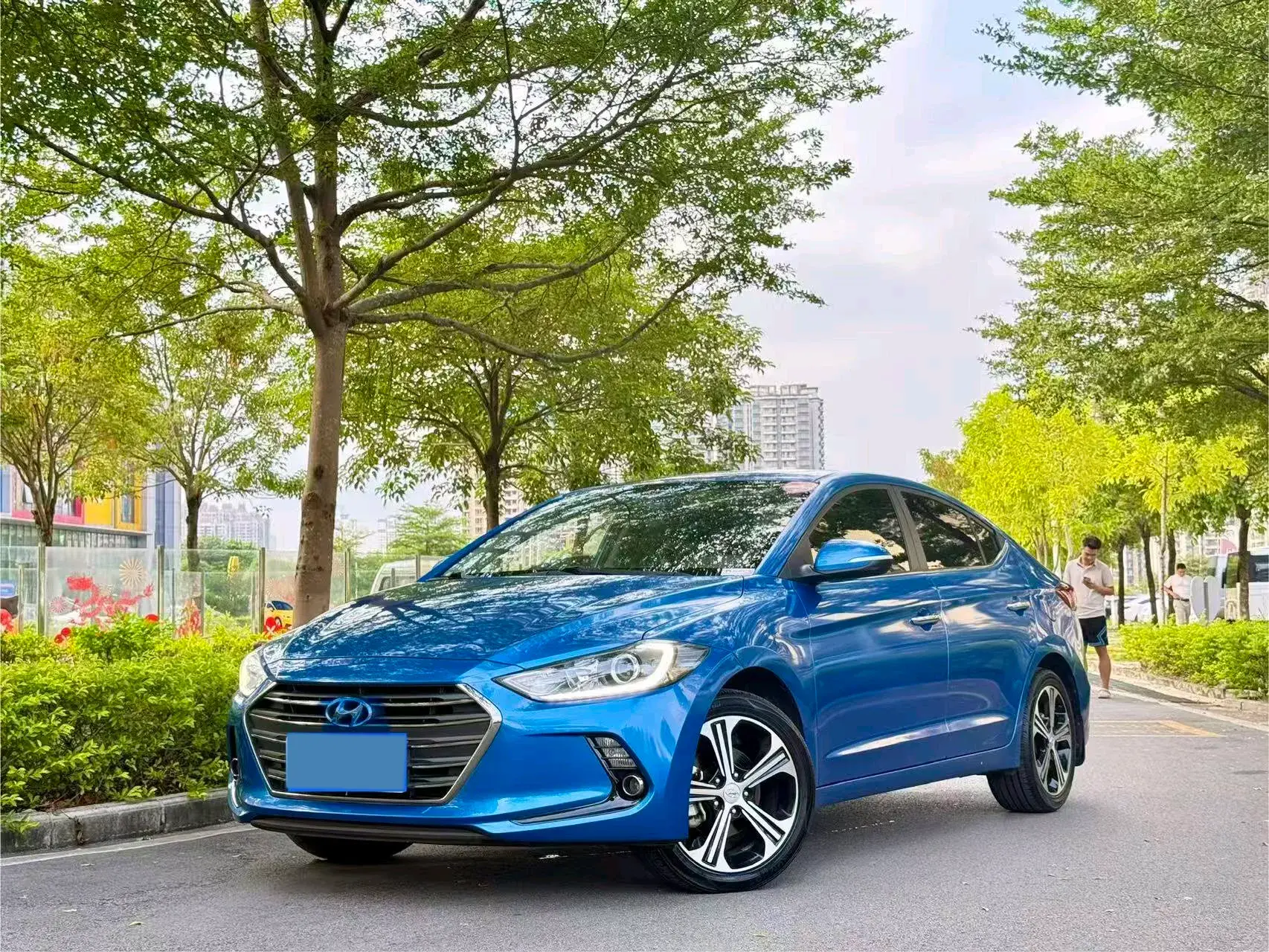 2018 HYUNDAI ELANTRA view 1