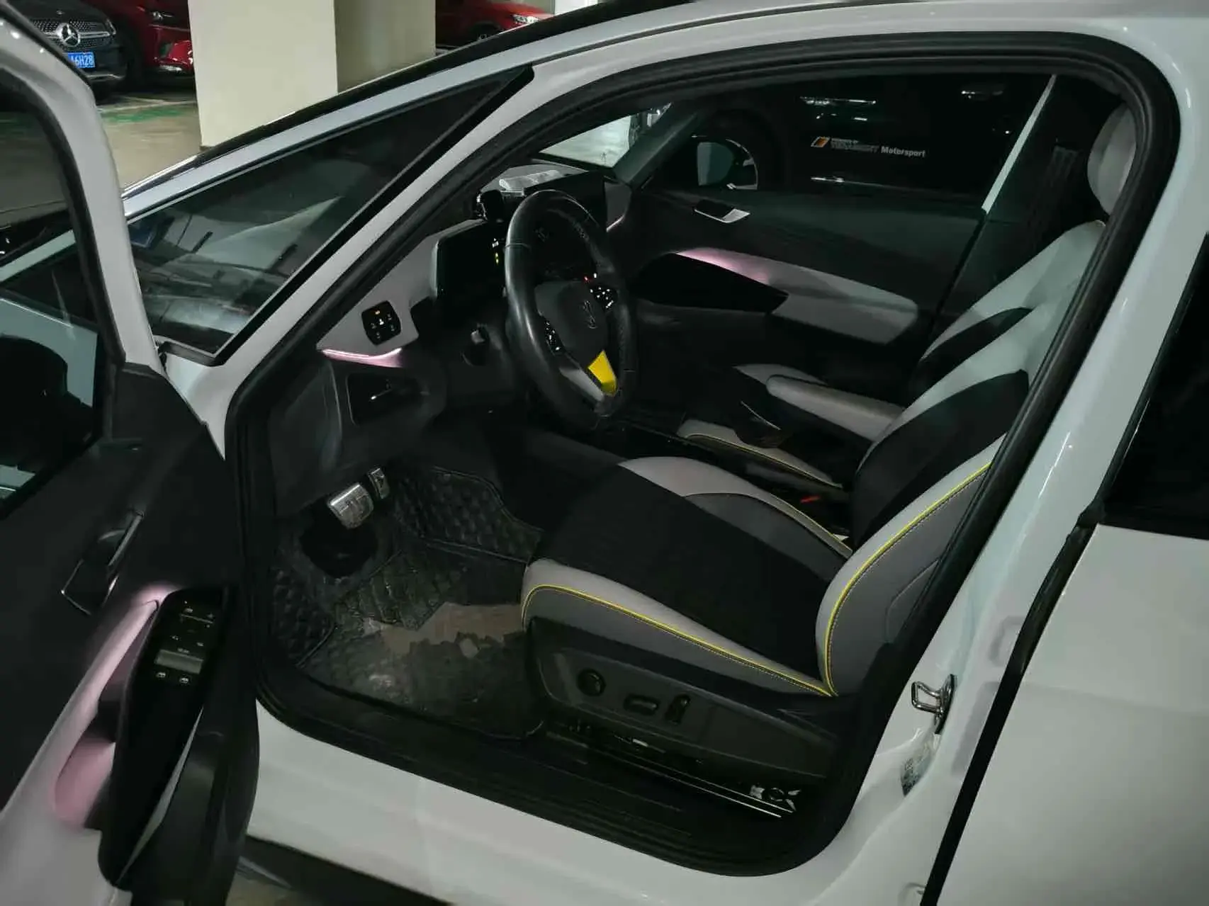 2021 VOLKSWAGEN ID.3 thumbnail 2