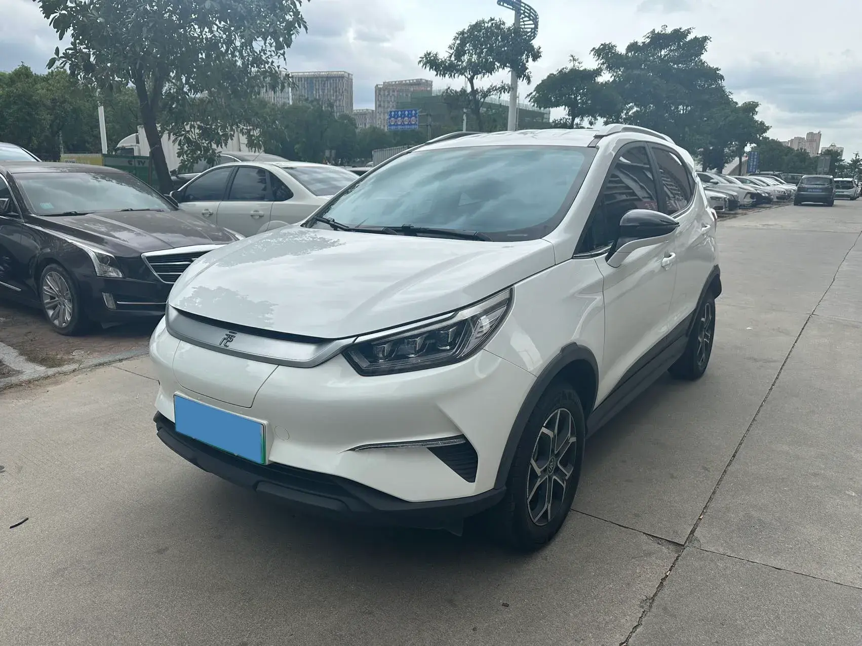 2021 BYD YUAN view 1