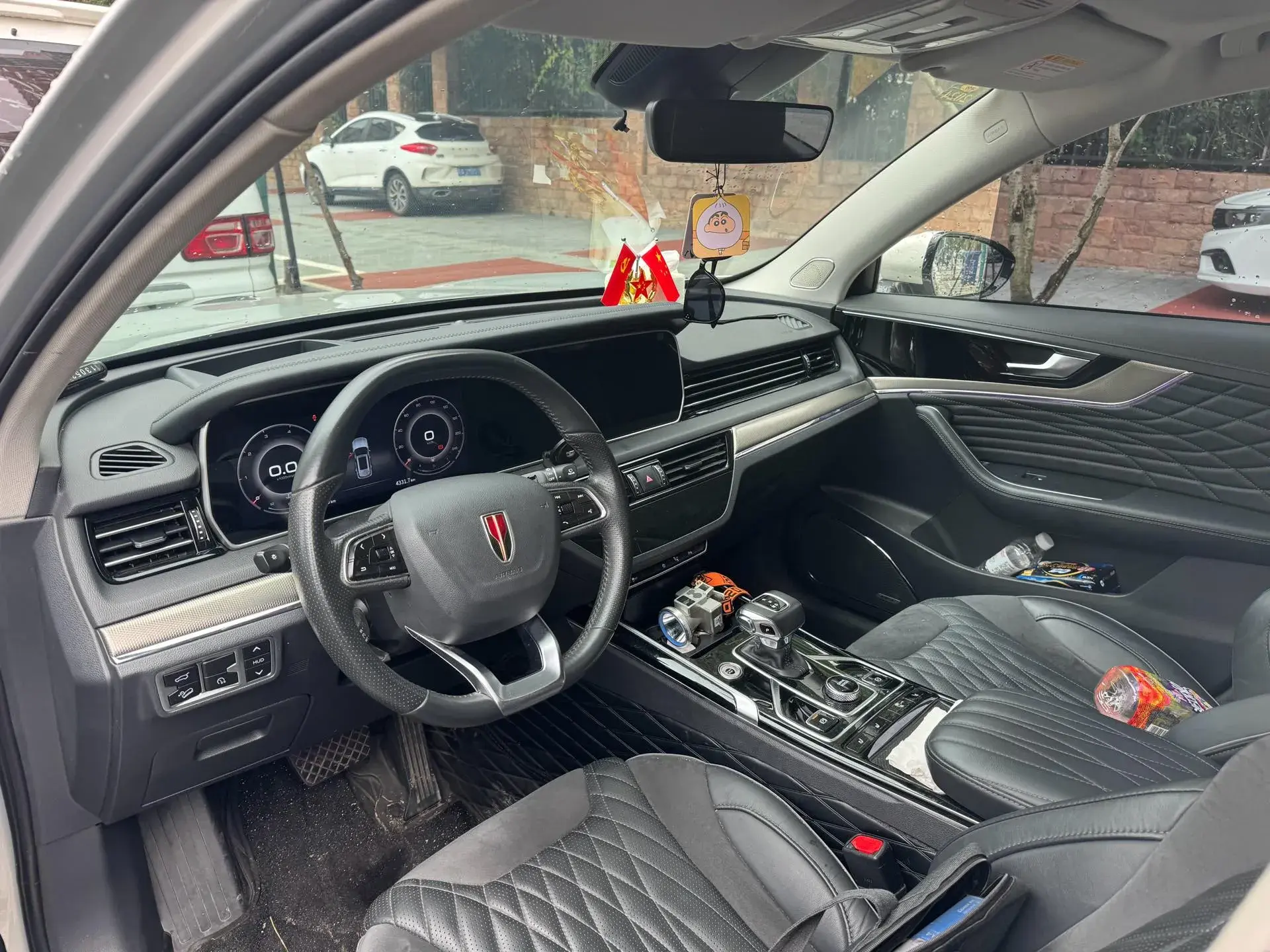 2022 HONGQI HS5 thumbnail 4