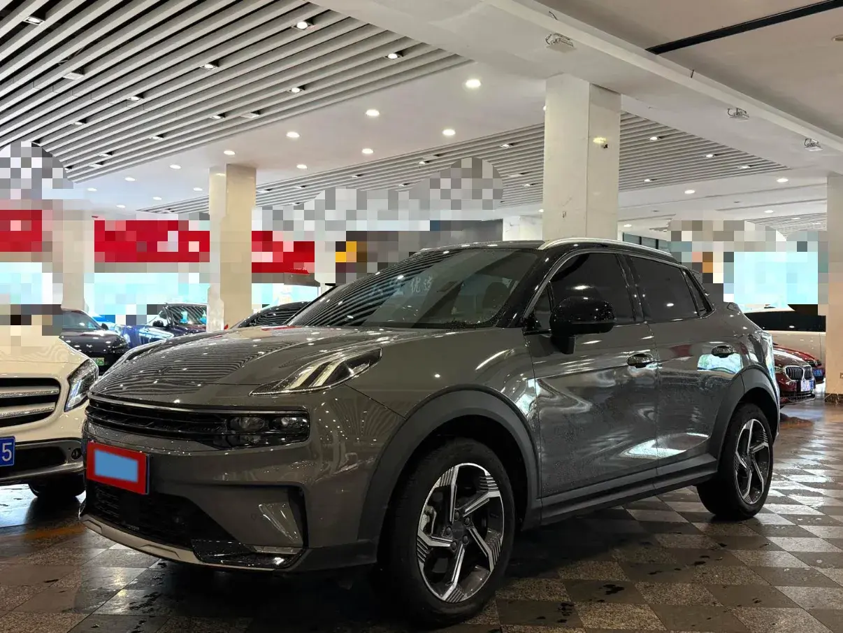 2022 LYNK&CO 06 view 1