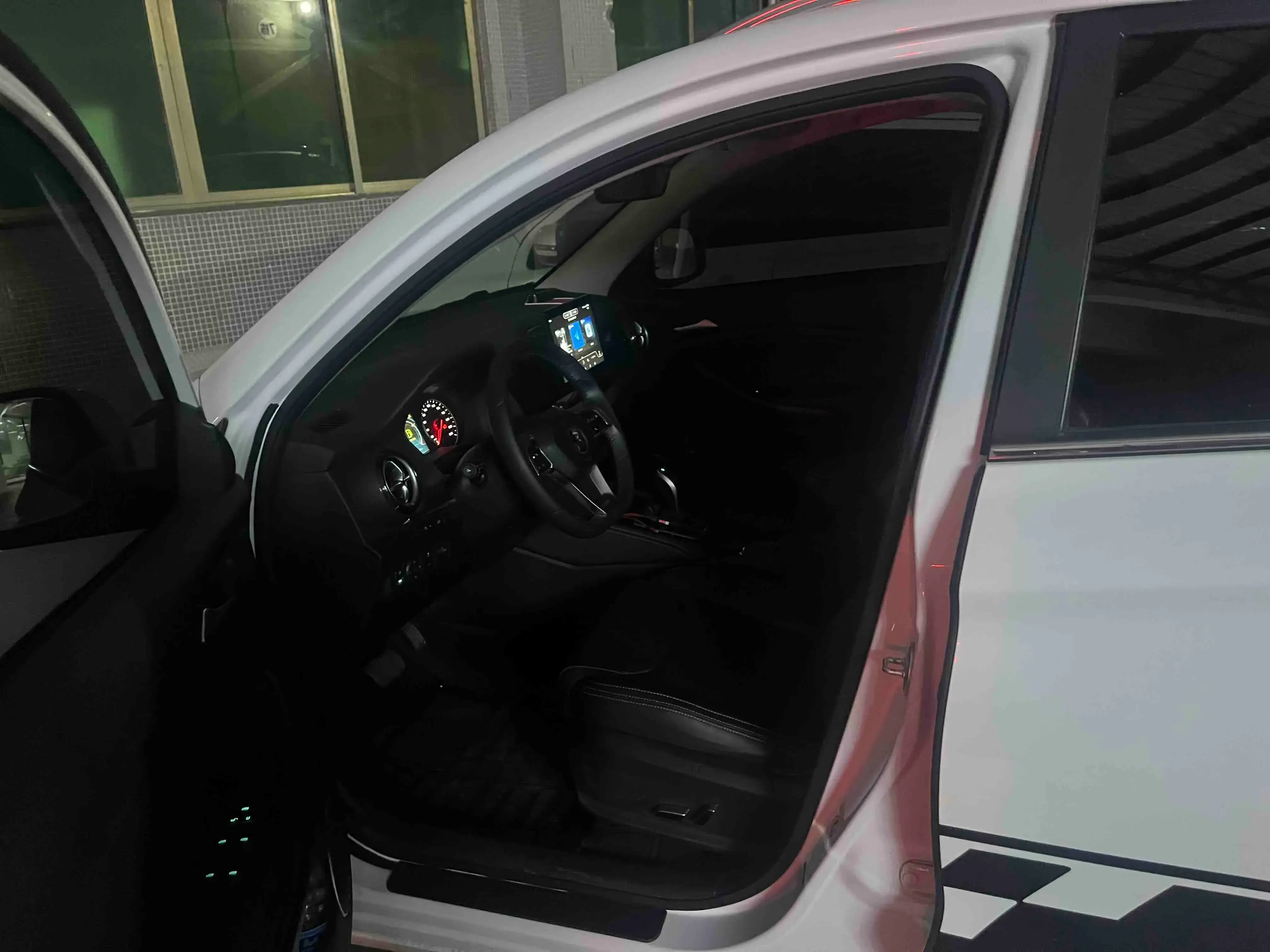 2021 BYD SONG thumbnail 3